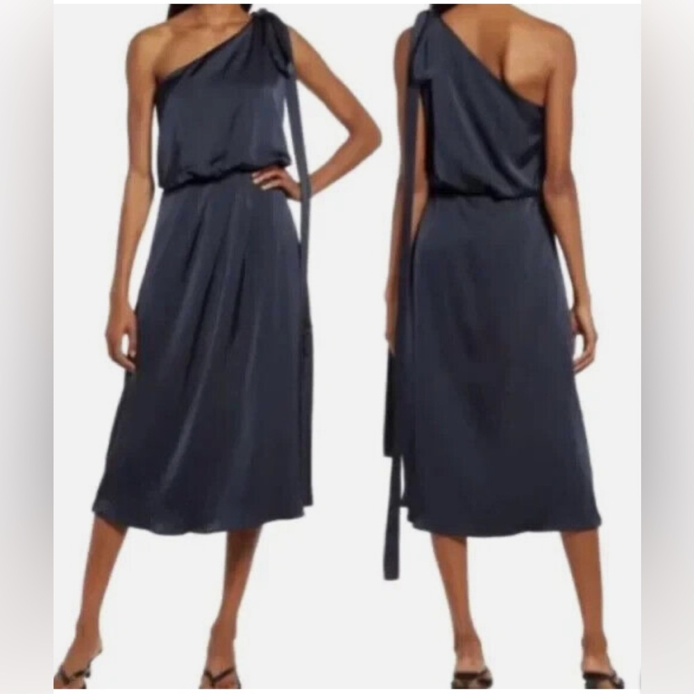 Amylynn Navy dress